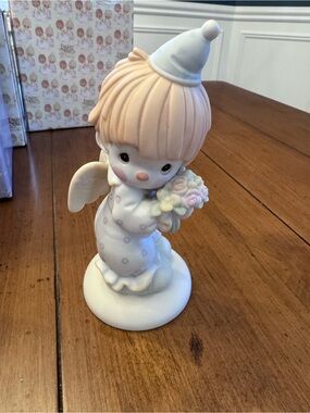 Enesco Precious Moments 109584 Happiness Devine
